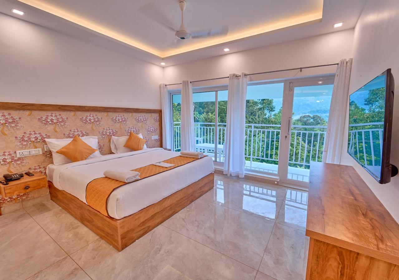 Ice Mist Pool Resort Munnar By Voye Homes المظهر الخارجي الصورة